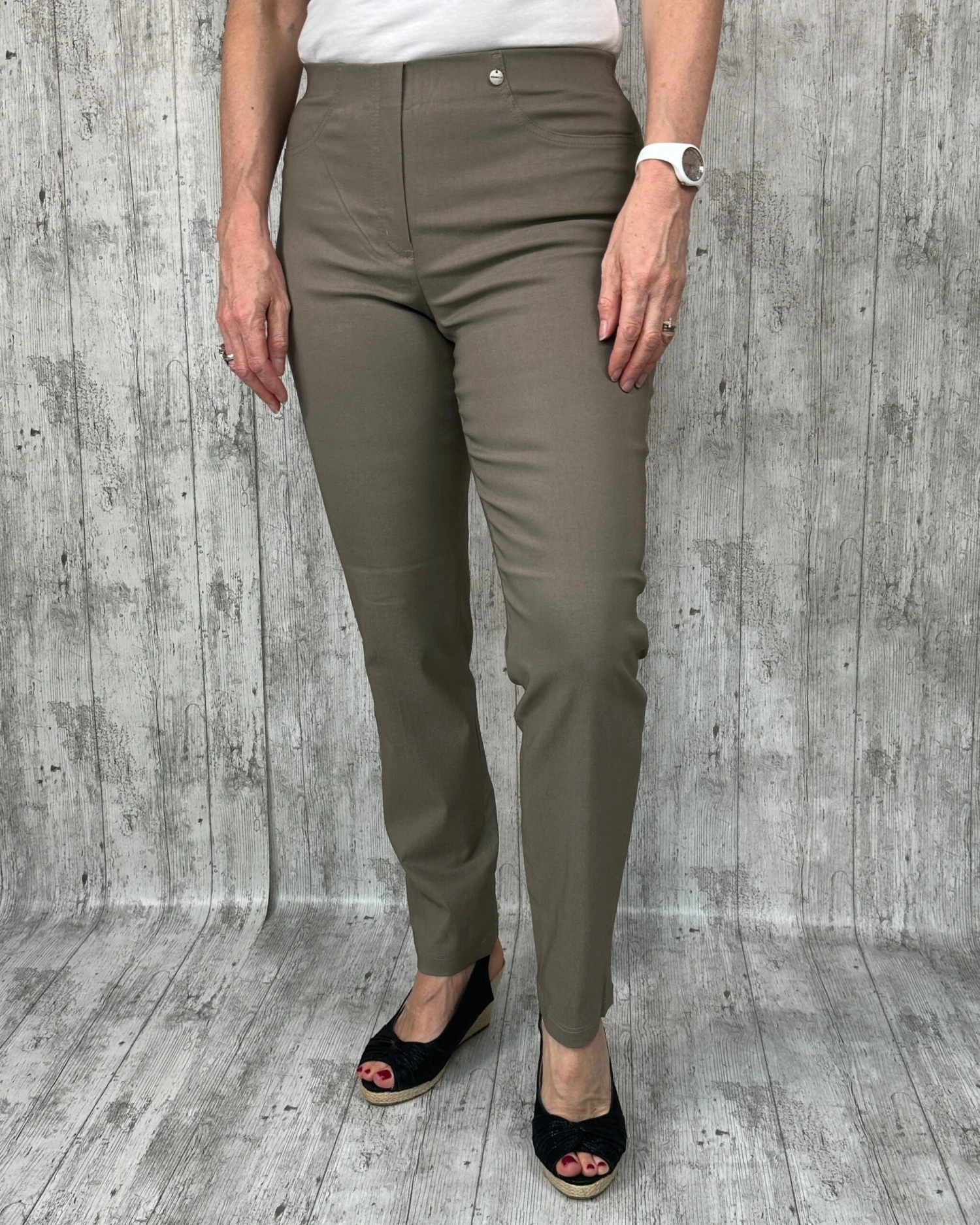 Robell - Bella Full Length - LAST CLICKS NO RETURN